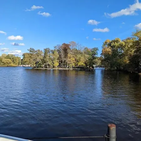 Am Mirower See, * Mirow