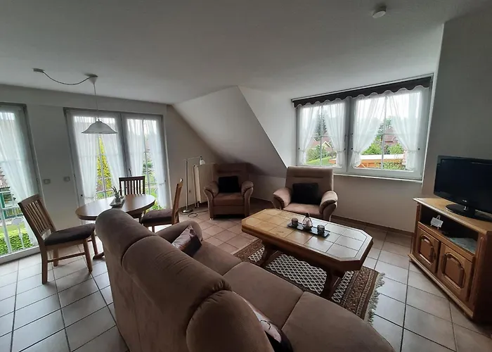 アパート Am Mirower See, *