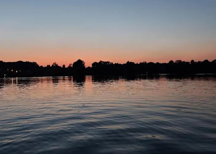 Am Mirower See, アパート